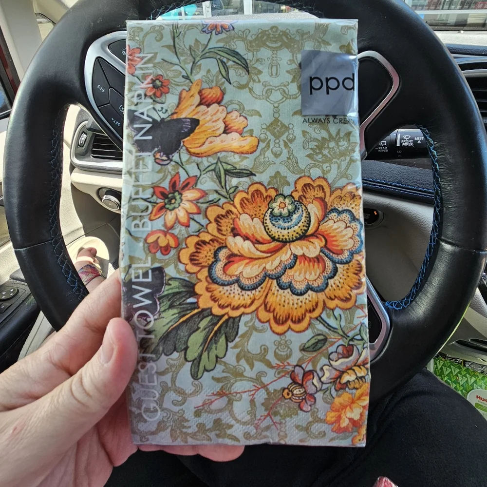 15 packs of various size napkins and themes